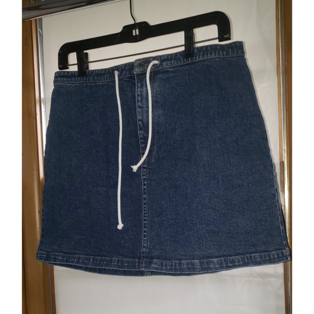 Tommy Hilfiger mini demin skirt